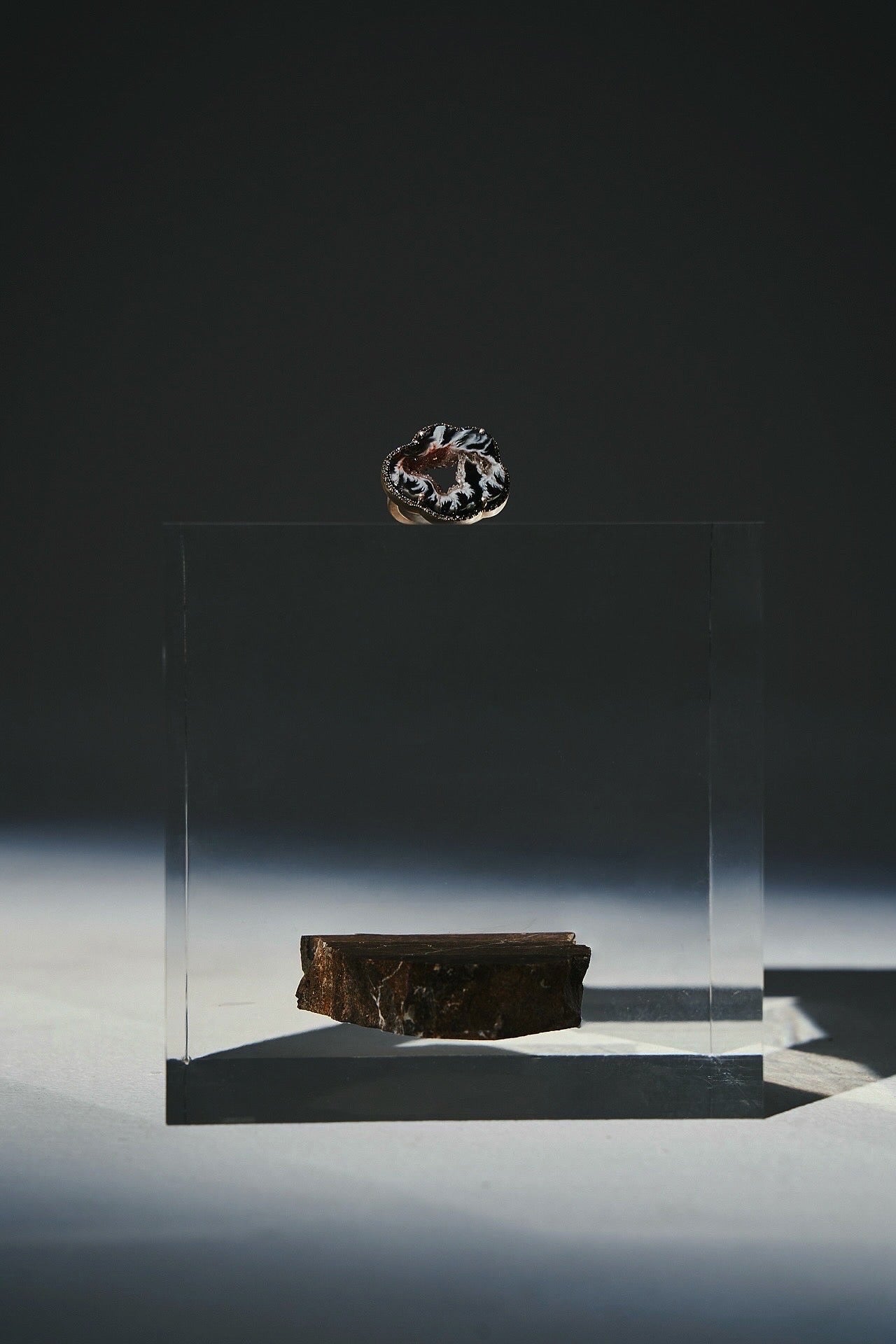 アドリンヒュー　1851 cyistallized Agate 11号 アドリンヒュー 1851 cyistallized Agate 11号