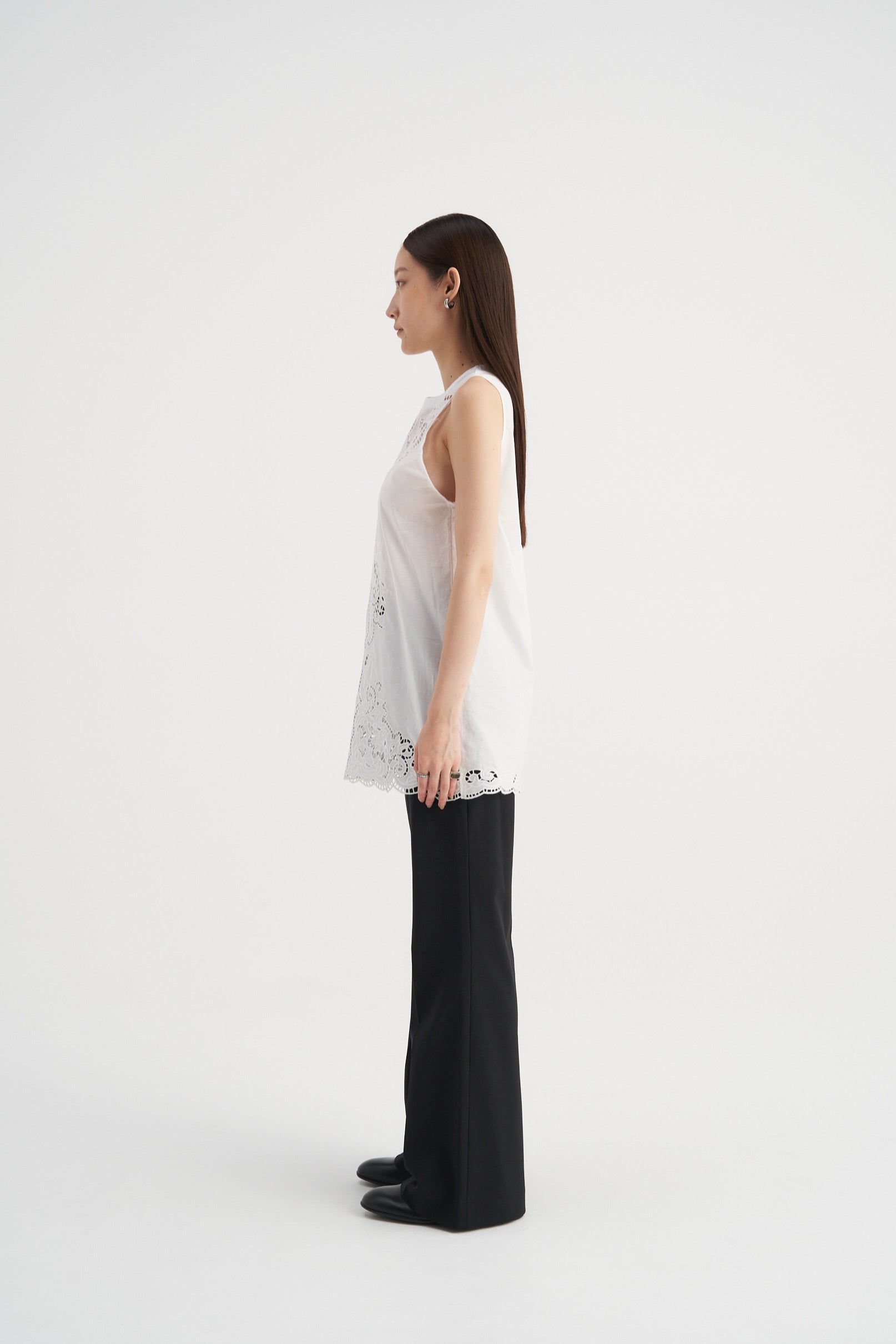 トップス Scallop embroidery scarf venica Scallop embroidery scarf venica