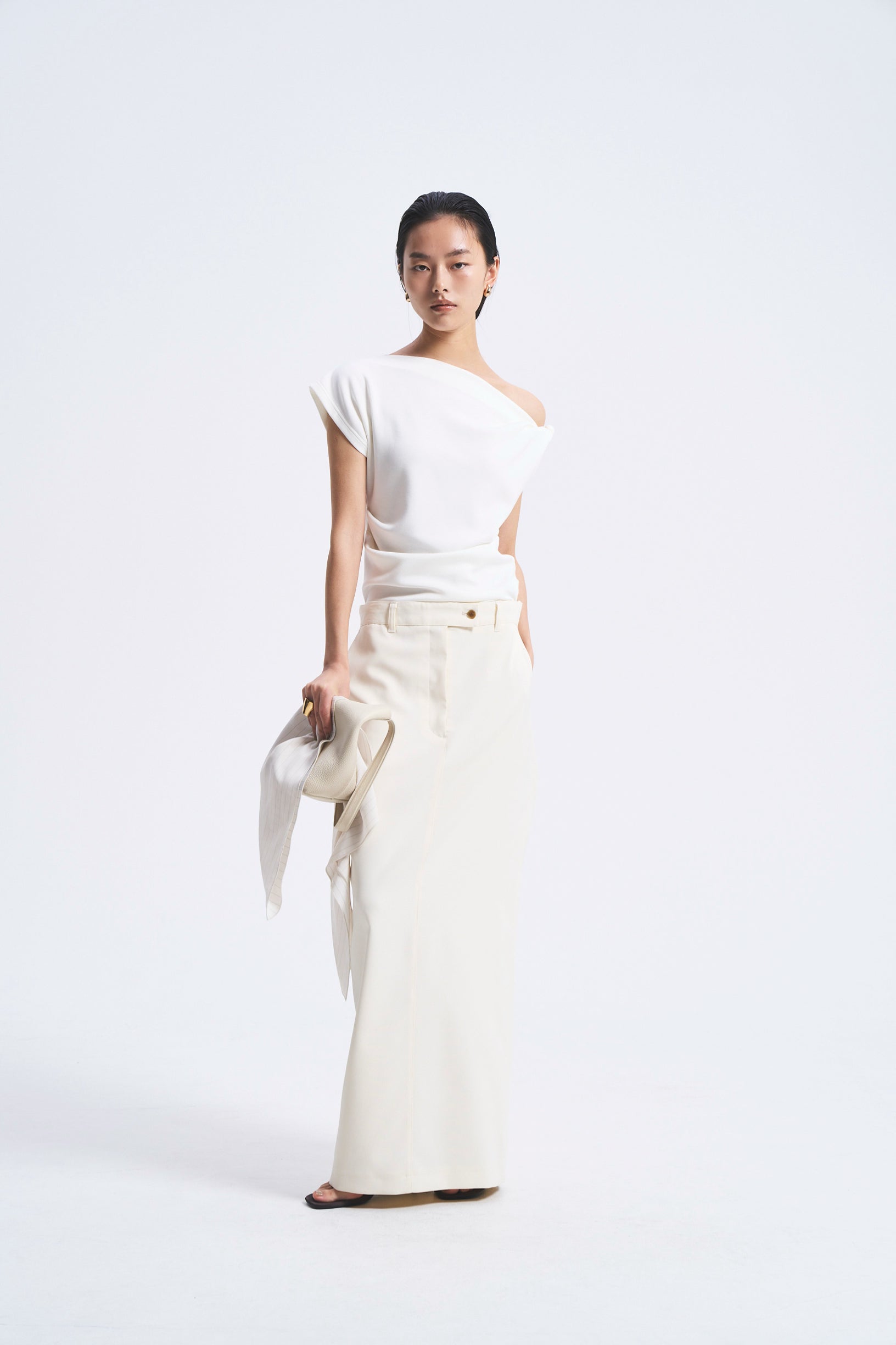 スカート Venica Tailored pencil skirt white 1 再入荷＞ Tailored pencil skirt – Venica